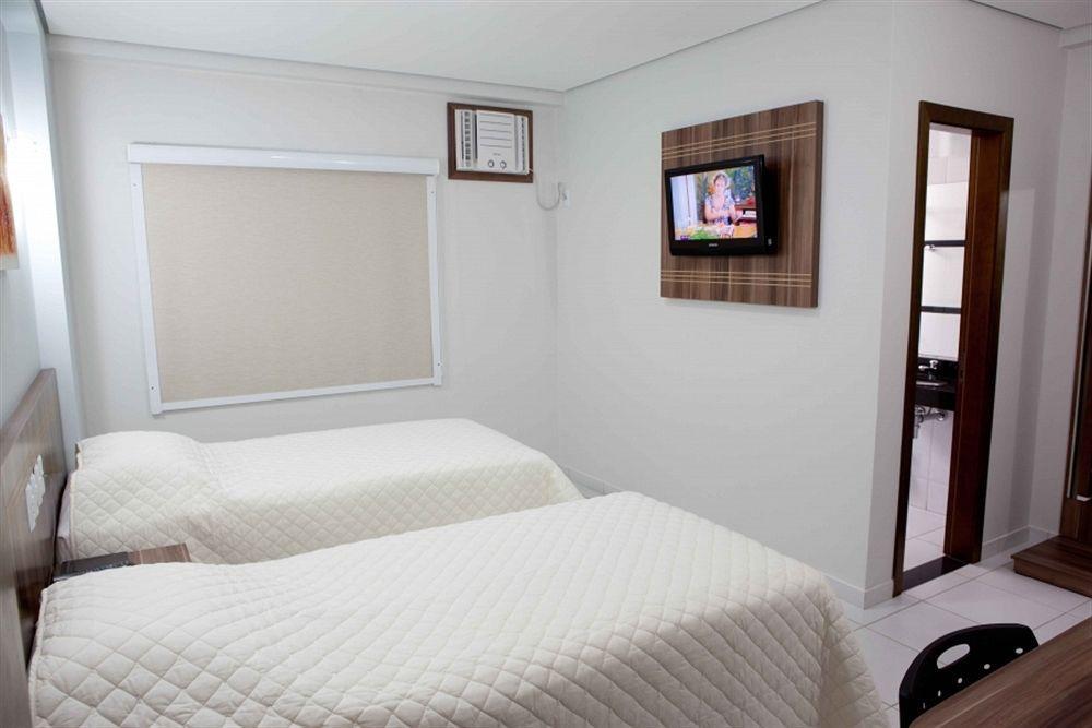 Serras Hotel Куаба Екстериор снимка