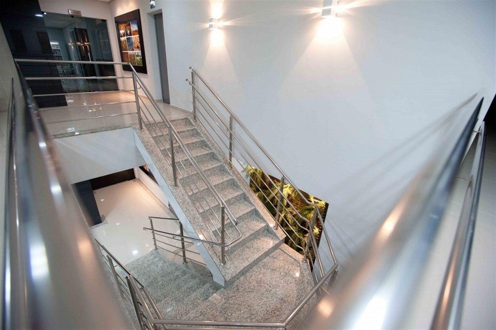 Serras Hotel Куаба Екстериор снимка