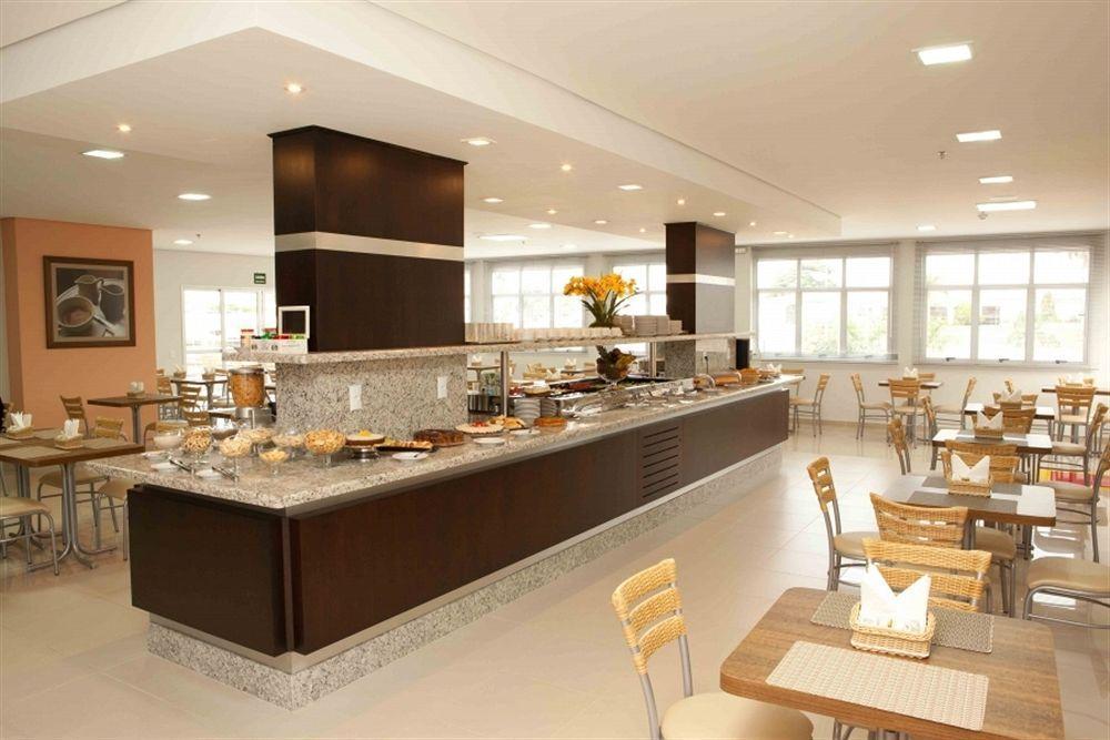Serras Hotel Куаба Екстериор снимка