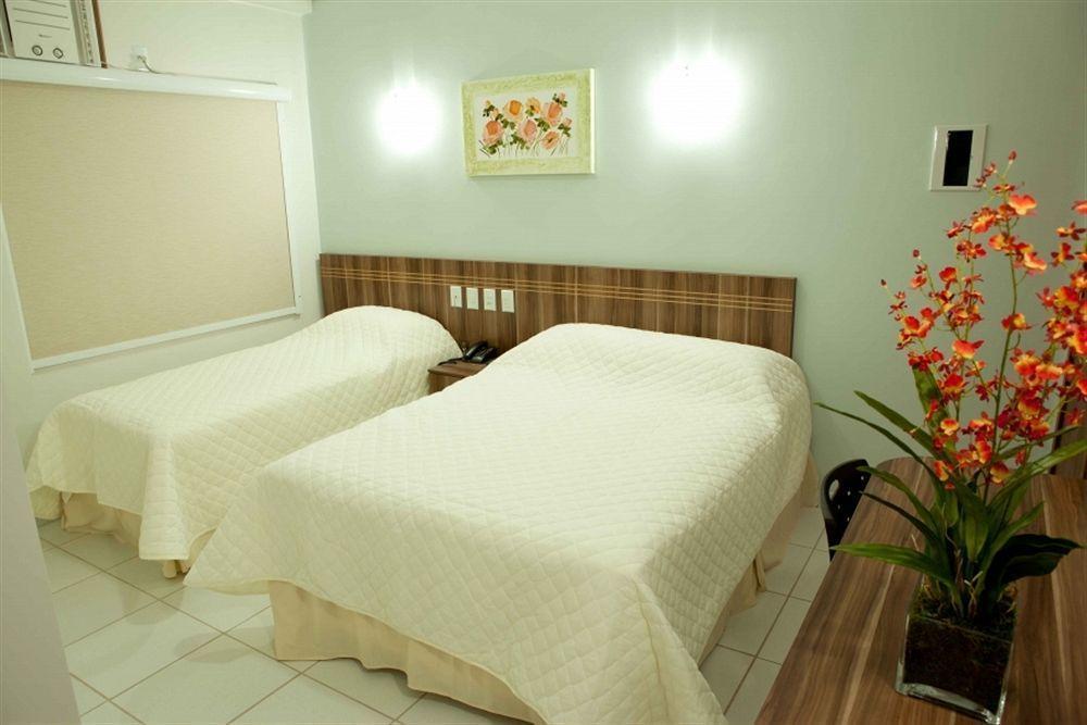 Serras Hotel Куаба Екстериор снимка